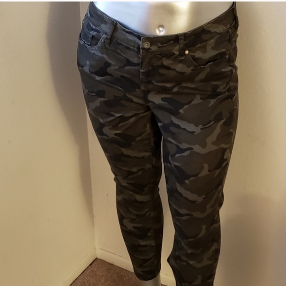 Torrid Denim - Green Camo Skinny Jeans